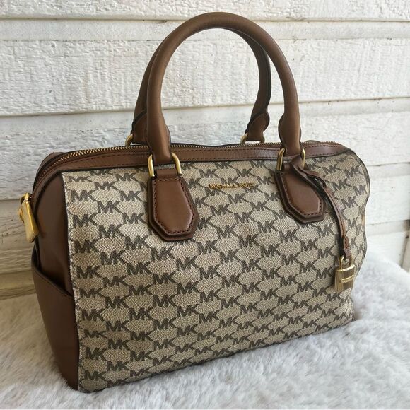 MICHAEL KORS Medium Mercer Heritage Duffle Boston Speedy Monogram Tote Bag - Picture 2 of 12